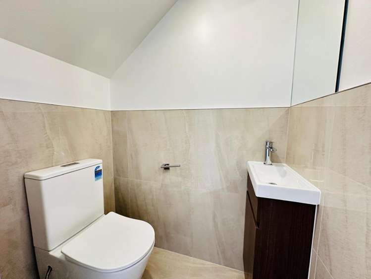 115 Luke Street 10057_13