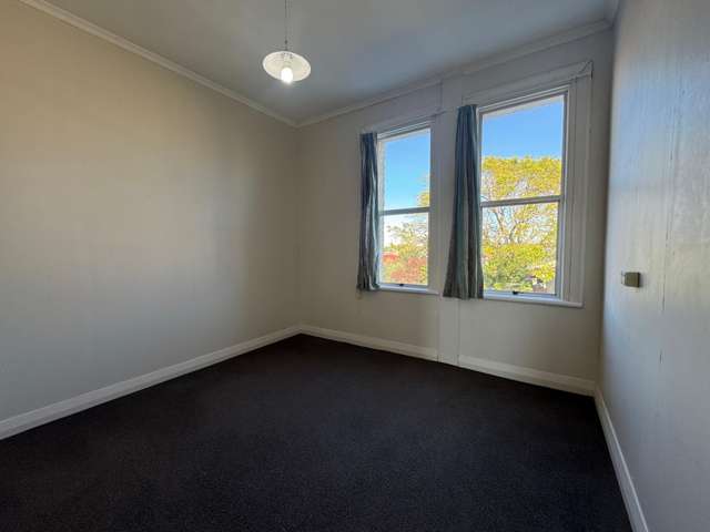  A/114 Bridge Street Bulls_3