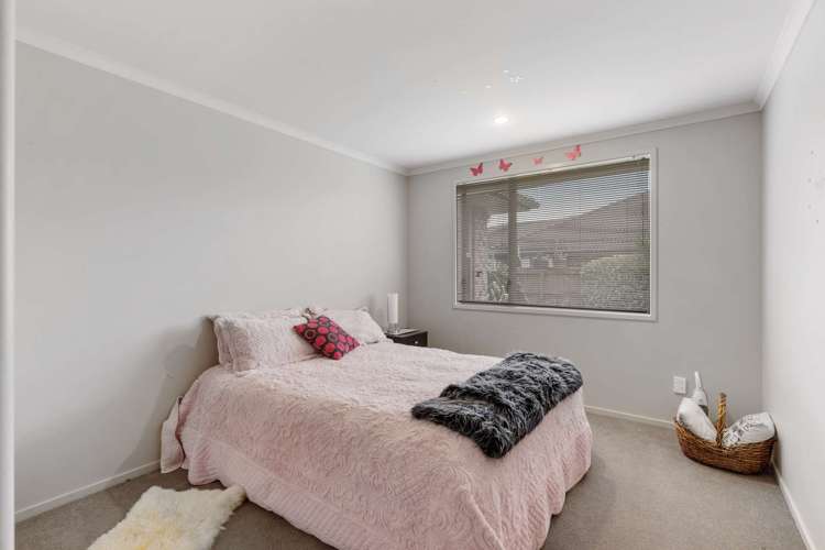 15 Breaker Grove Waiuku_12