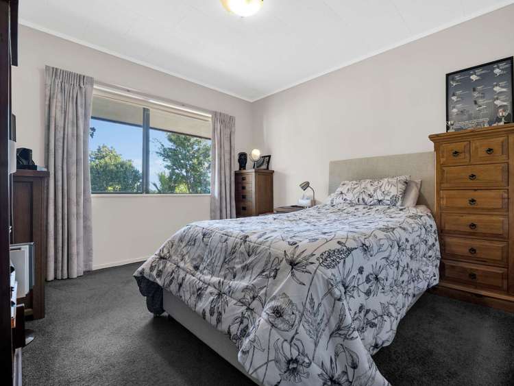 161 Hauraki Rd Orongo_21