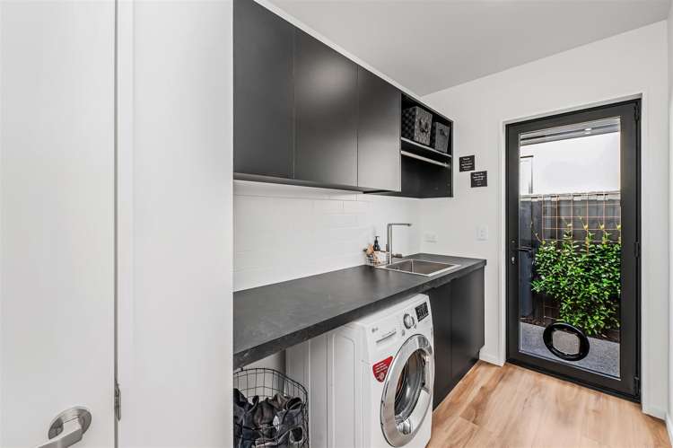 10 Kinnerton Lane Casebrook_16