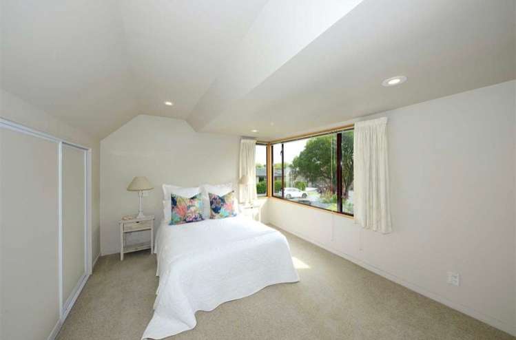 8 Braco Place Burnside_12