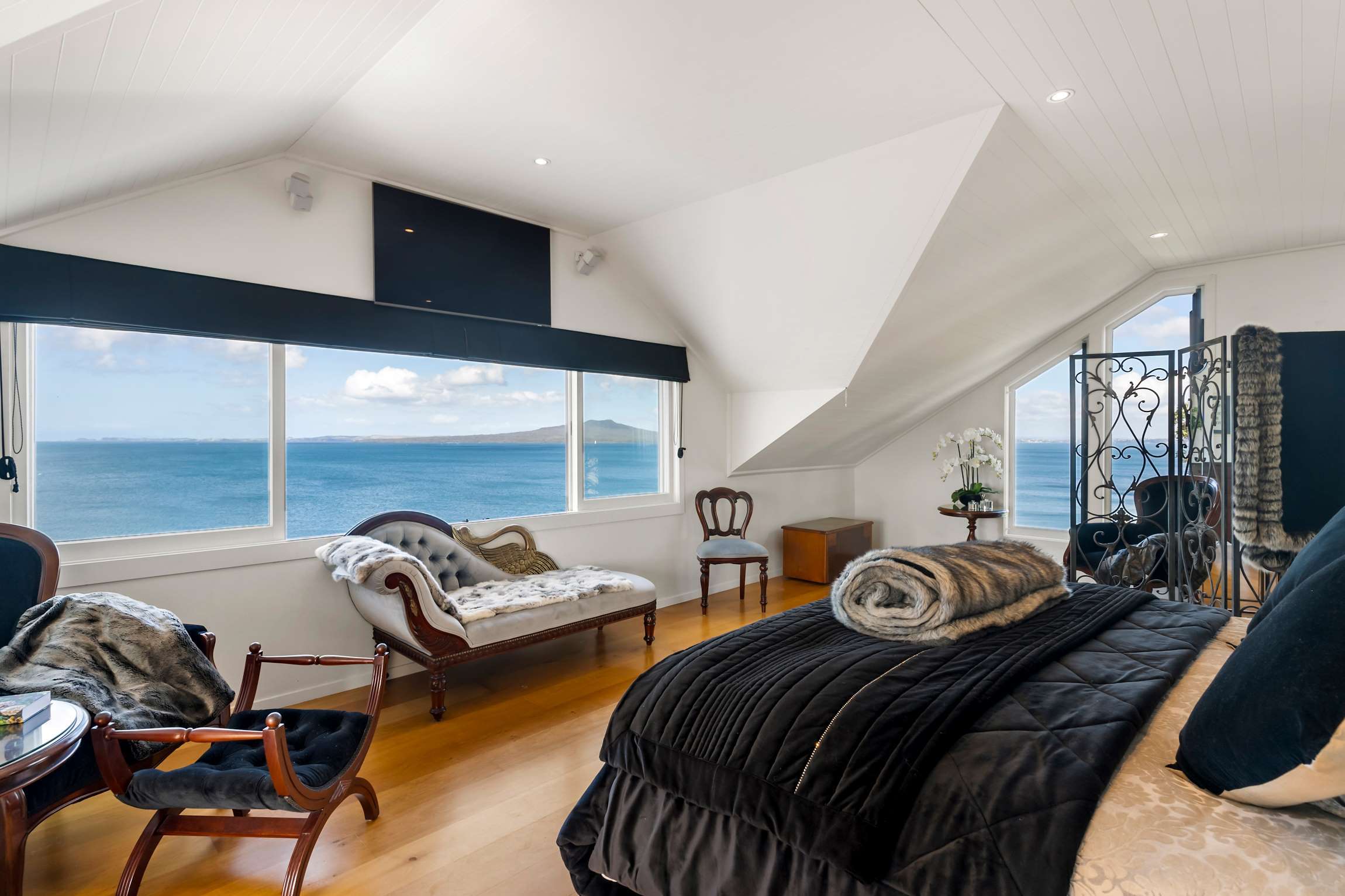 11 Kitchener Road in Takapuna, North Shore, Auckland