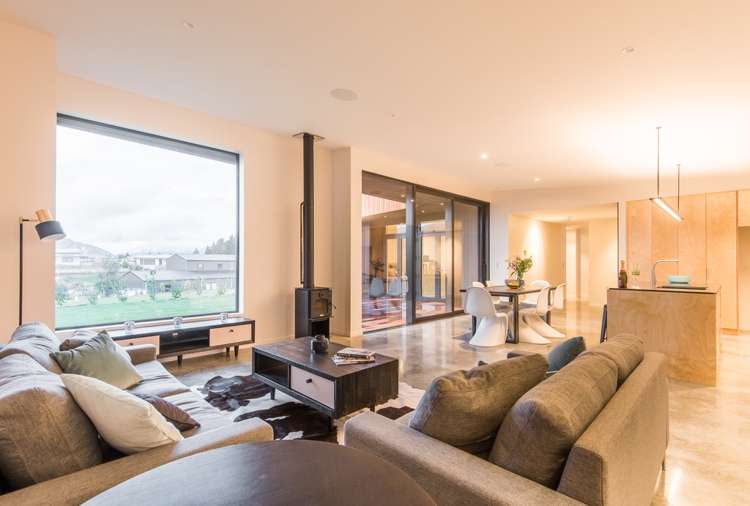 32 Stackbrae Avenue Wanaka_4