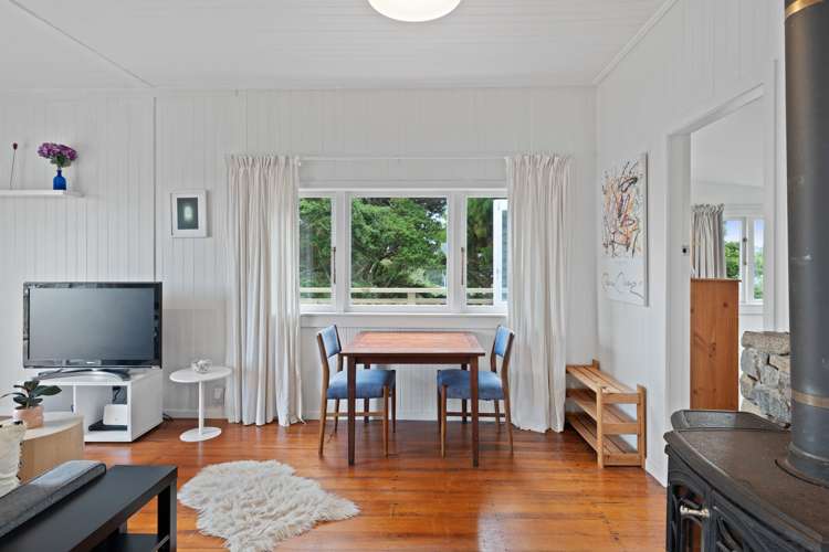 10 Park Road Surfdale_16