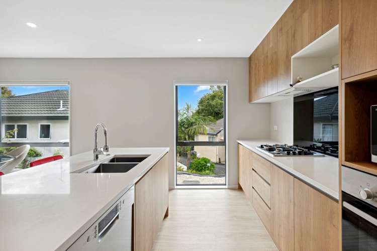 247c Glenfield Road Hillcrest_11