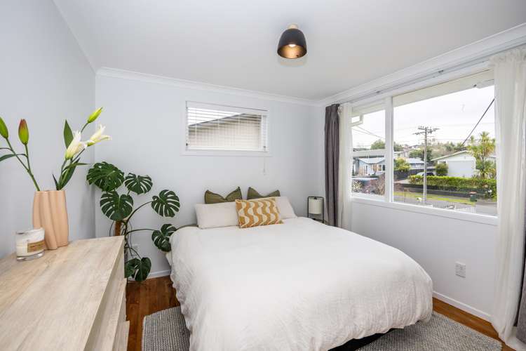 7 Manapouri Place Glenview_9