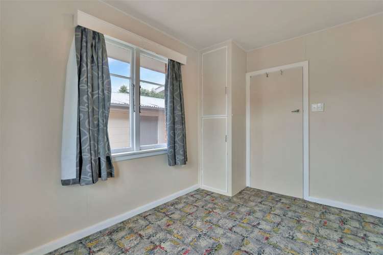 42 Galbraith Street Allenton_16