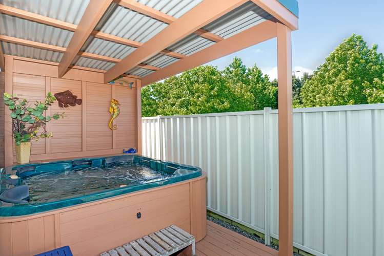 18 Potae Avenue Lytton West_21