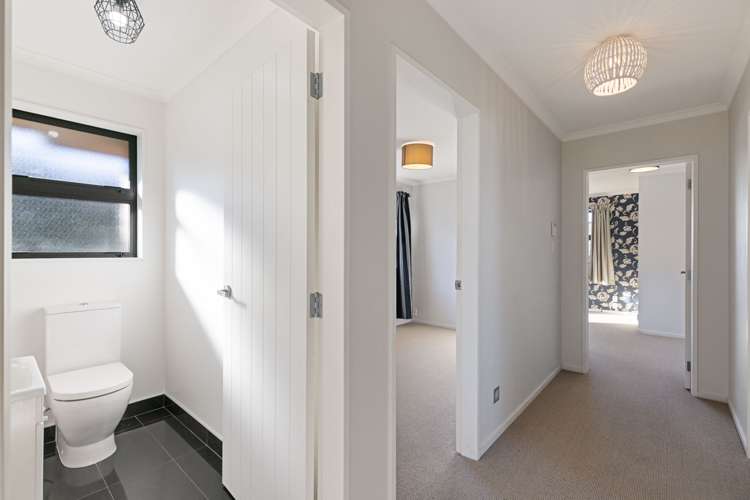 6 Galea Grove Kelvin Grove_24
