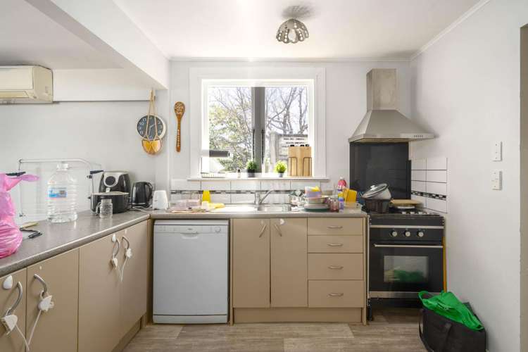 42 Parenga Street_5