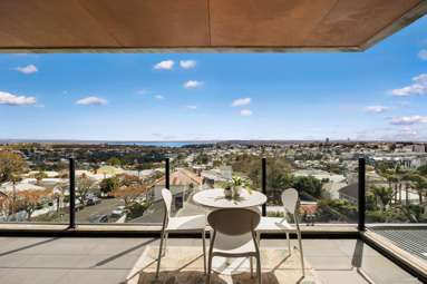 203/1 Turakina Street_4
