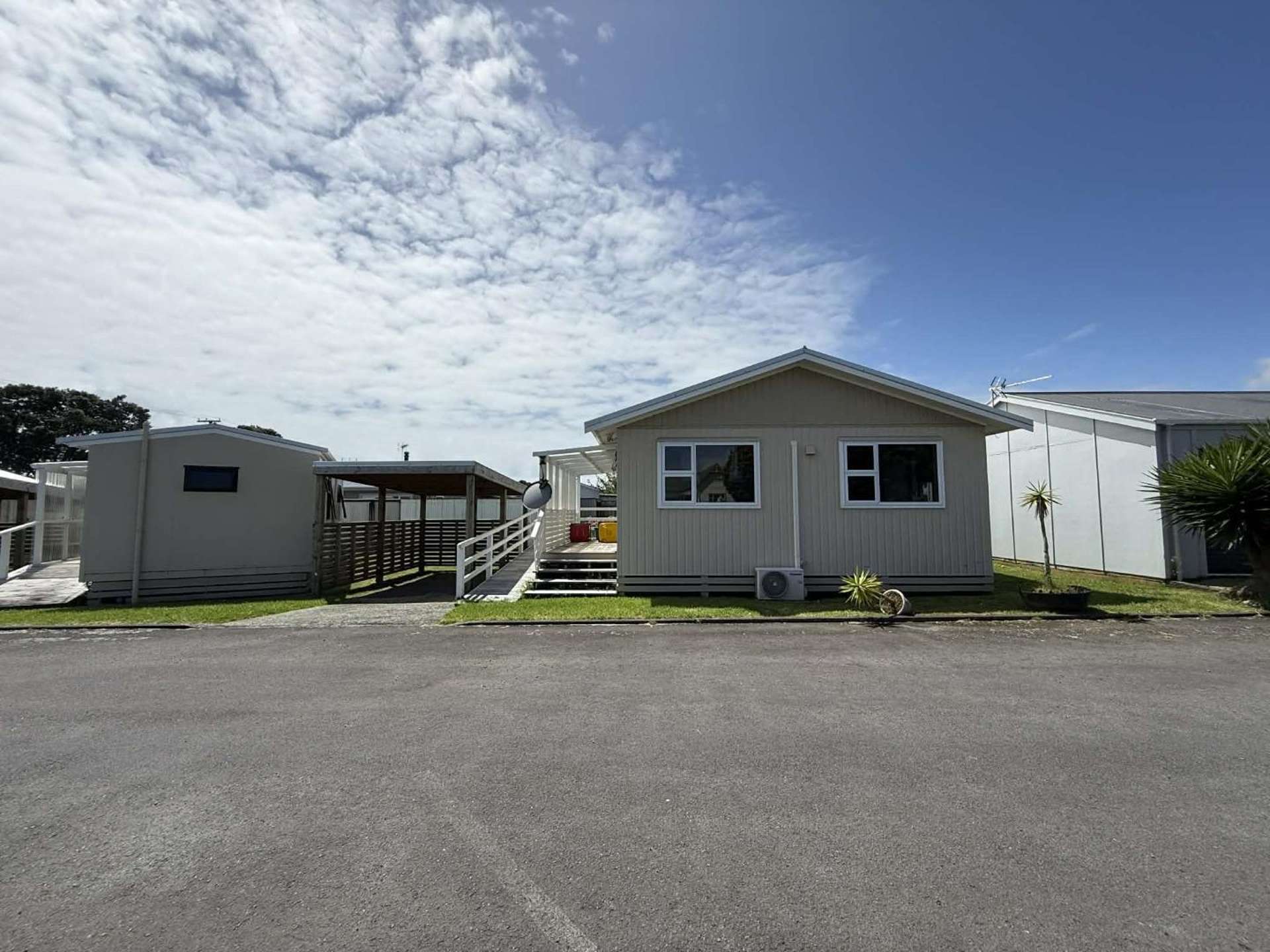 3/2a Bayly Street Waitara_0