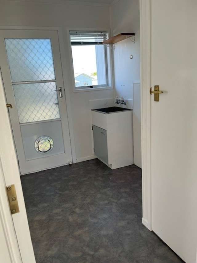 12a Second Avenue 10570_4