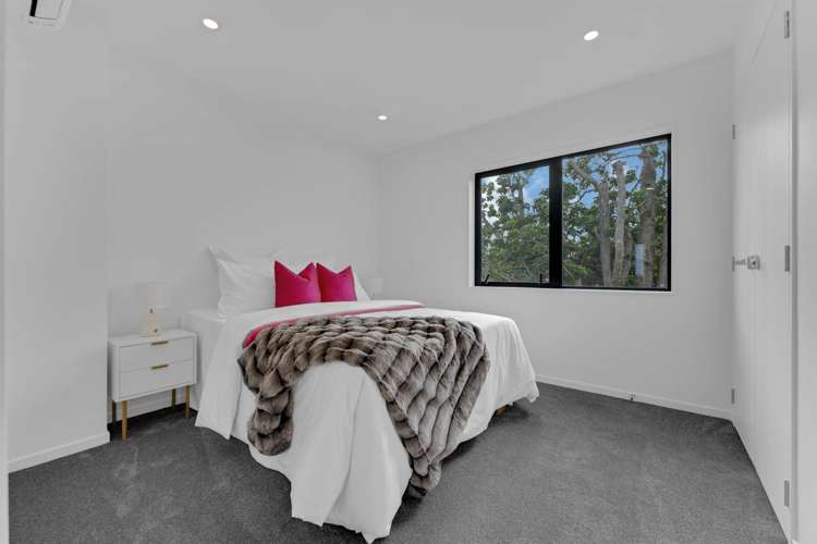 1-8, 21 Baird Street Howick_26