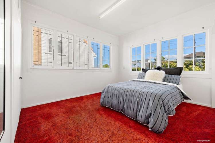 12 Codrington Crescent Mission Bay_11