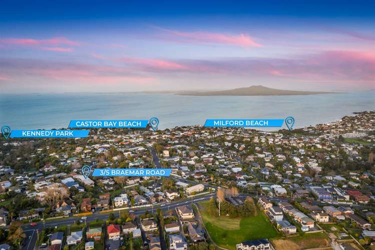 3/5 Braemar Road Castor Bay_1