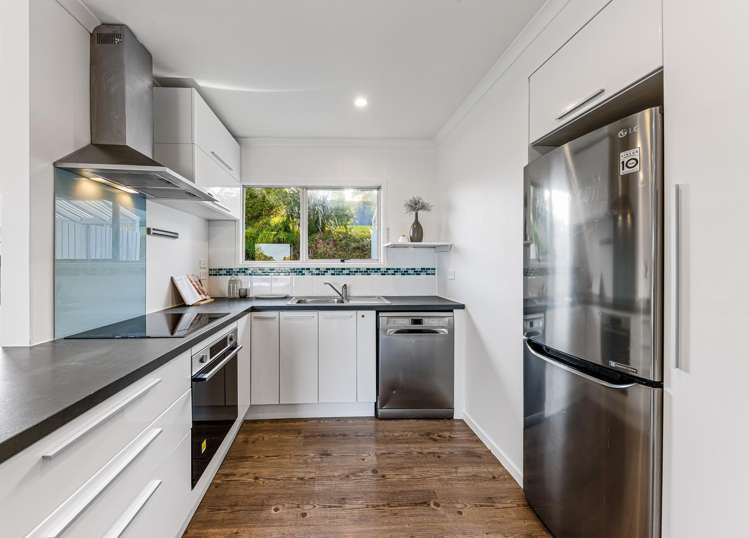 2/6 Leigh Terrace_5
