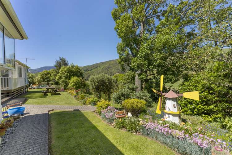 6 Main Road Havelock_24