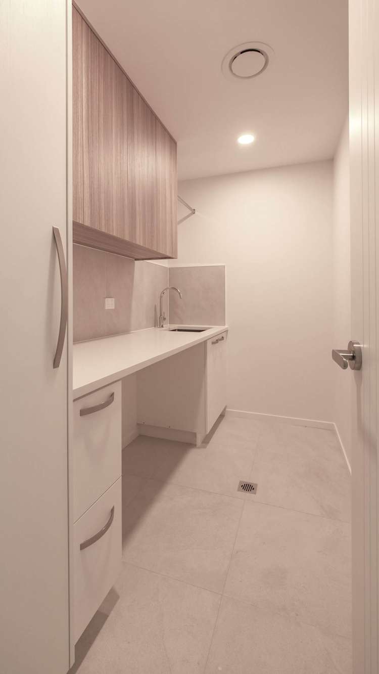 unit 1/47 Arran Drive Orewa_13