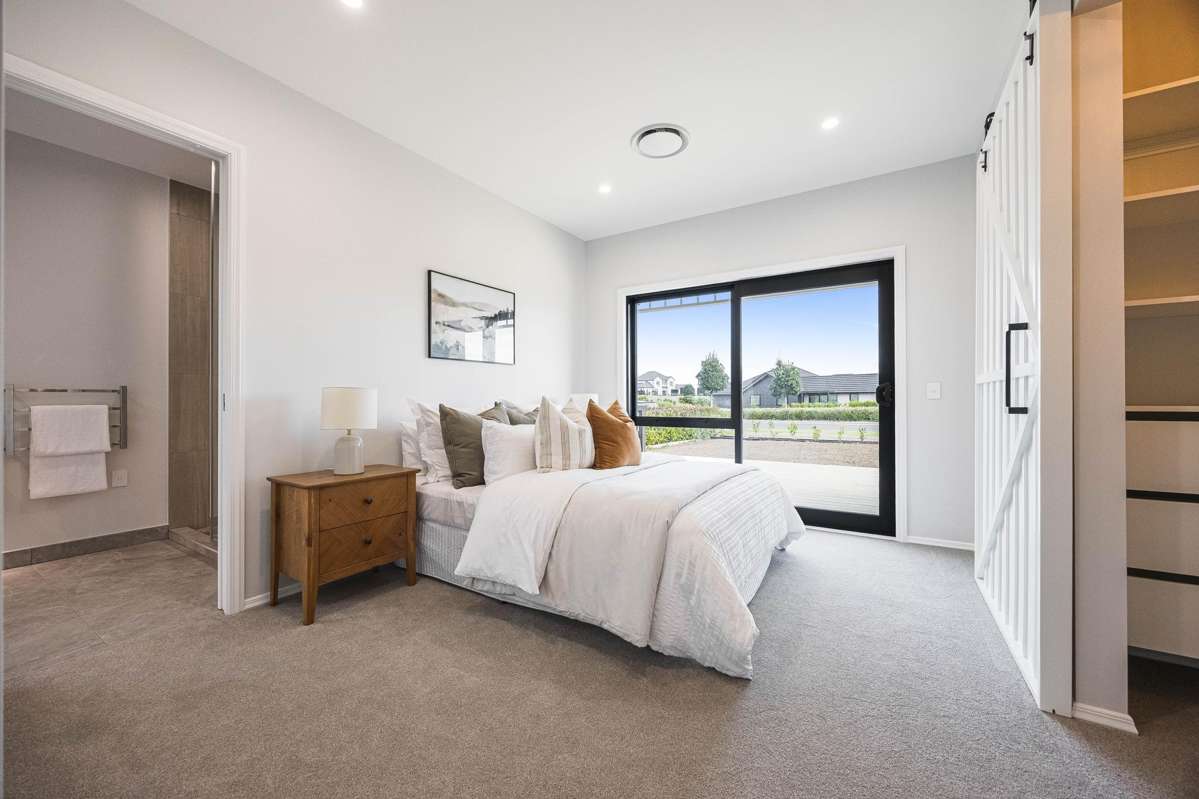 106 Metoriti Crescent_3