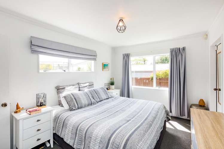 21 Dalfield Place Highbury_13