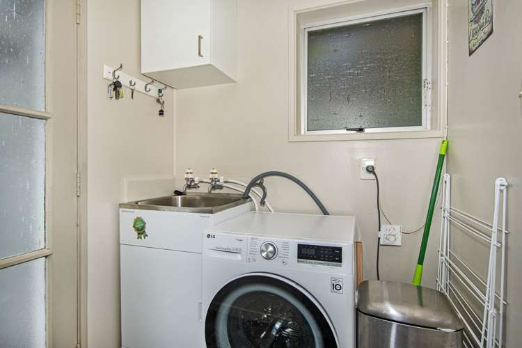 8b Clark Road Kamo_11