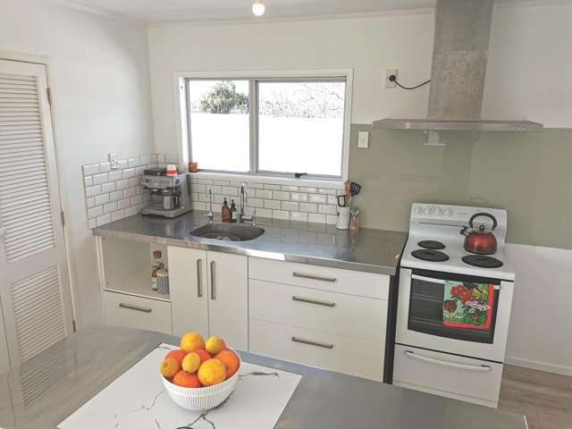18 LEAVER PLACE Weymouth_2