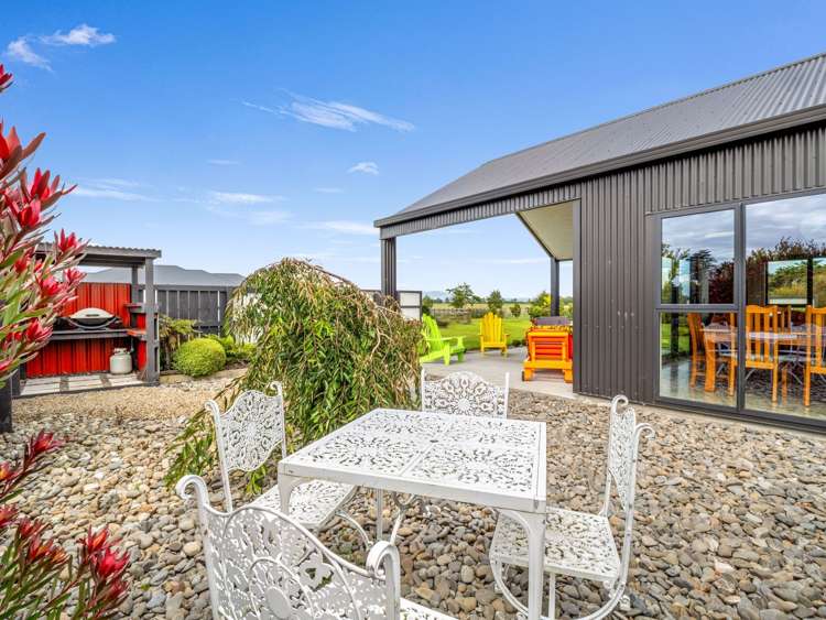 1228A Camerons Line Feilding_23