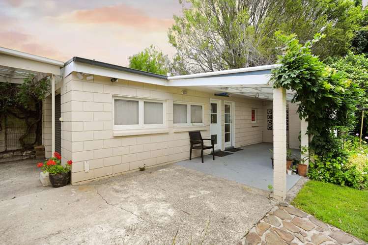 27 Greta Street Glenview_25