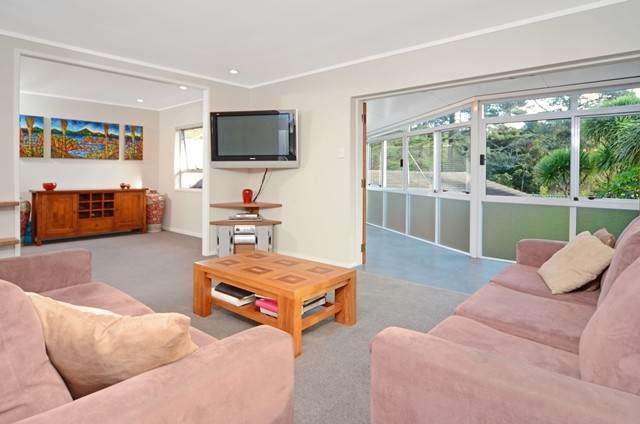 1/3 Mahuta Grove Northcote_2
