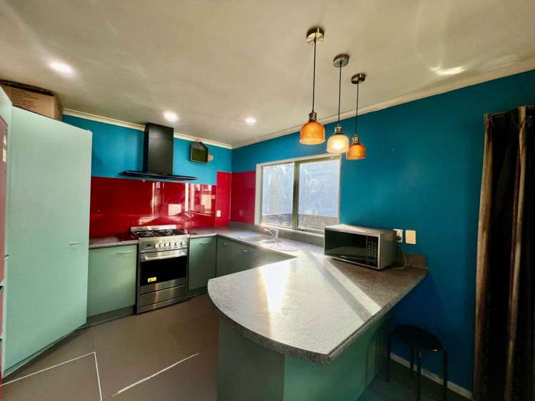 8a Domain Street Waiuku_5