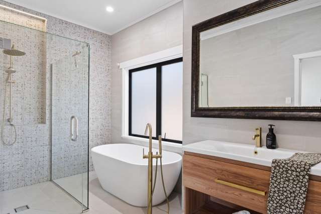 28 Gaddums Hill Road Outer Kaiti_2