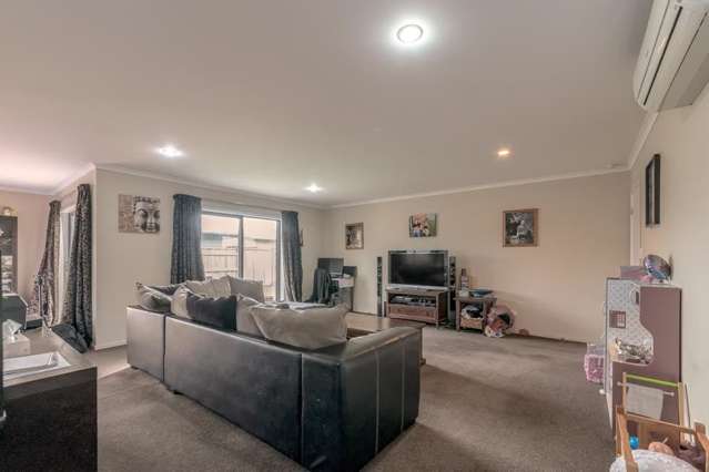 27 Chestnut Close Kelvin Grove_3