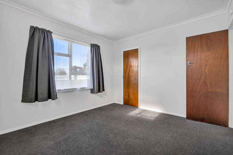 102 Brecon Road Stratford_14