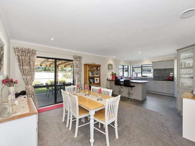 5 Blairgowrie Place Rototuna North_2