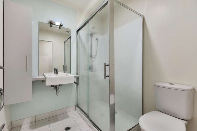 3X/16 Burton Street Grafton_9