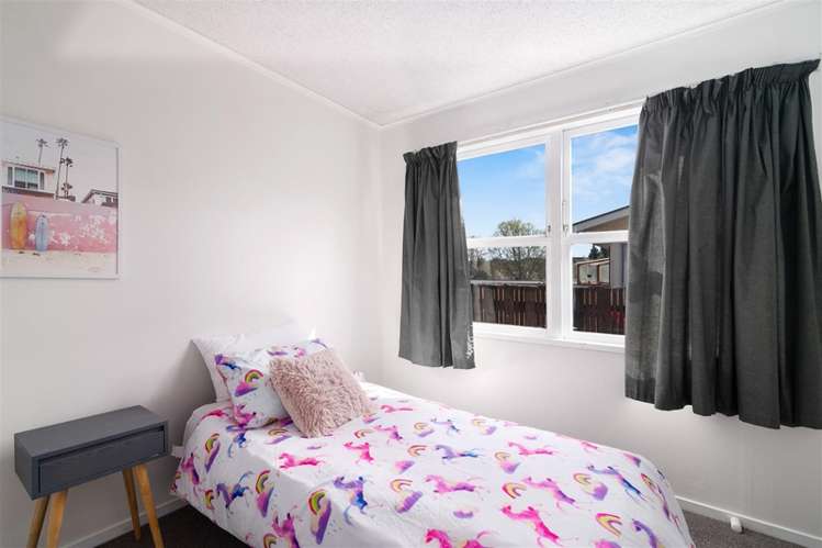 53 Lisa Crescent Mangakakahi_8