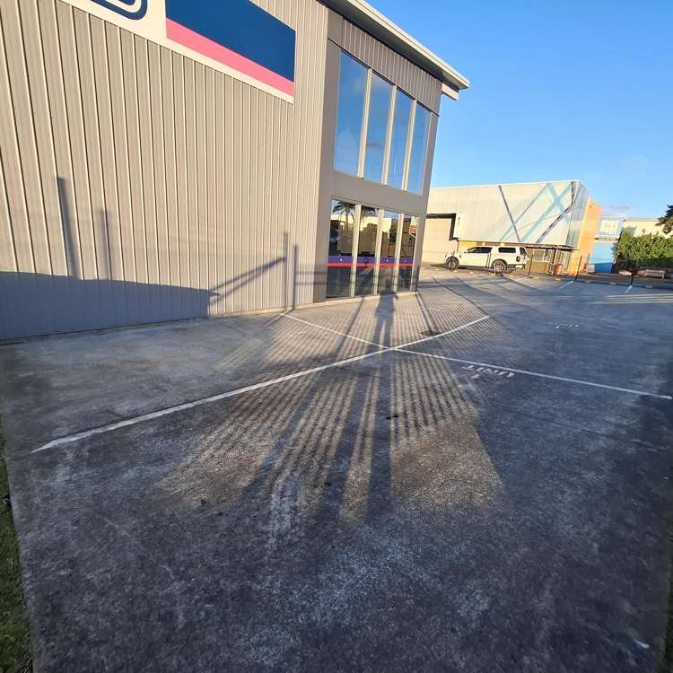 Unit 1/16 Wookey Lane Kumeu_3