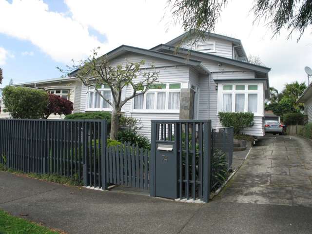 74 Peary Road Mount Eden_1