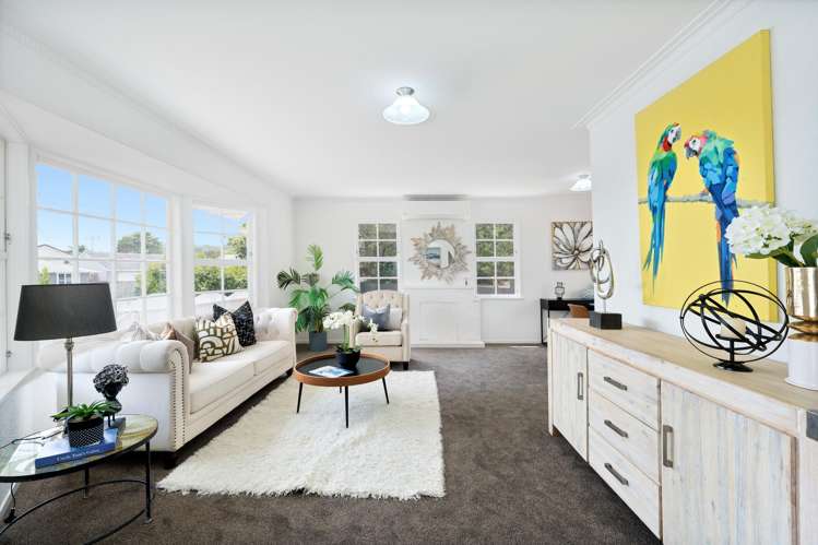 402 West Coast Road Glen Eden_1