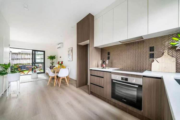 302 Blockhouse Bay Road_1