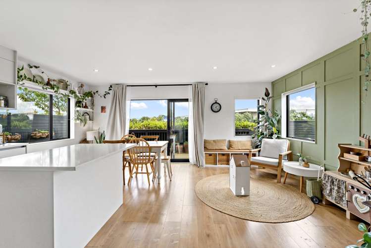 1 Nga Waka Place Mangere_1