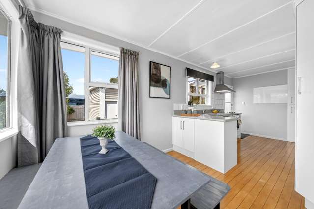 26 Wavell Crescent Lansdowne_4