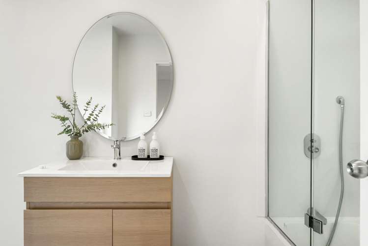 2/128 Lynn Road Bayview_30