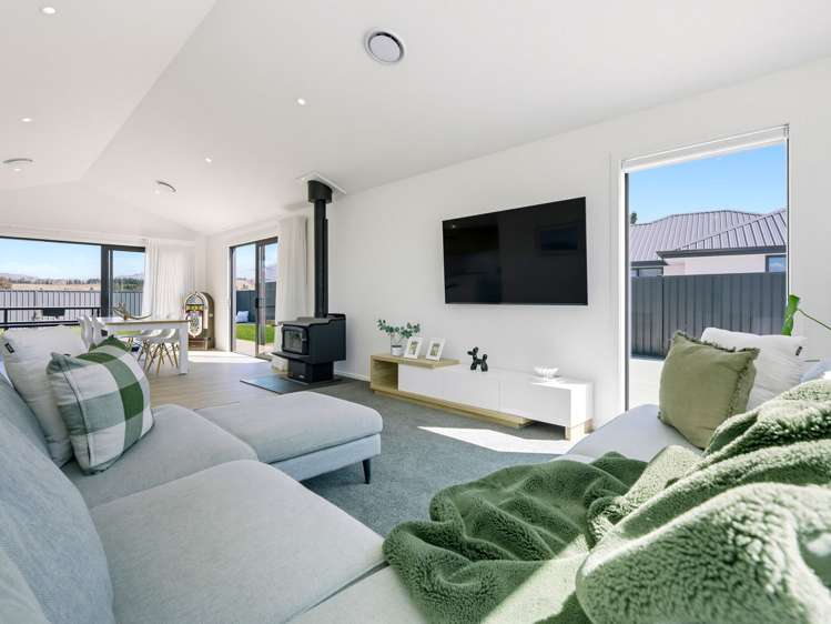 9 Sequoia Close Alexandra_11