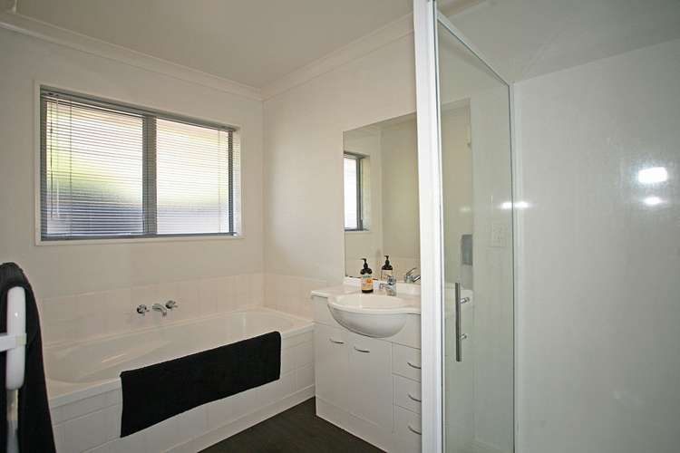 52 Reka Street Parklands_15