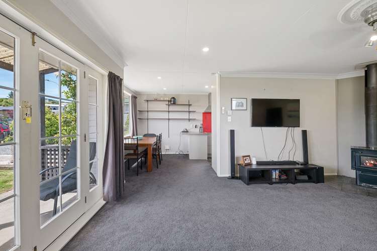 11 Dale Crescent Gore Surrounds_4