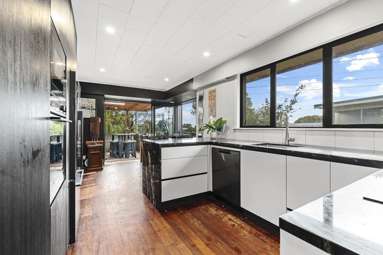 9 Saxton Road_2