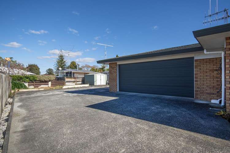 10 Elm Place Tikipunga_13